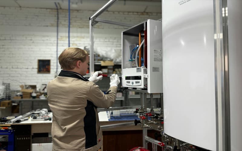 My Boiler Is Old: Should I Replace It with a Heat Pump?